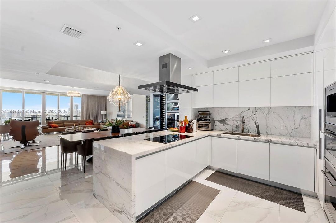 待售: $3,580,000 (4 贝兹, 4 浴室, 3296 平方英尺)