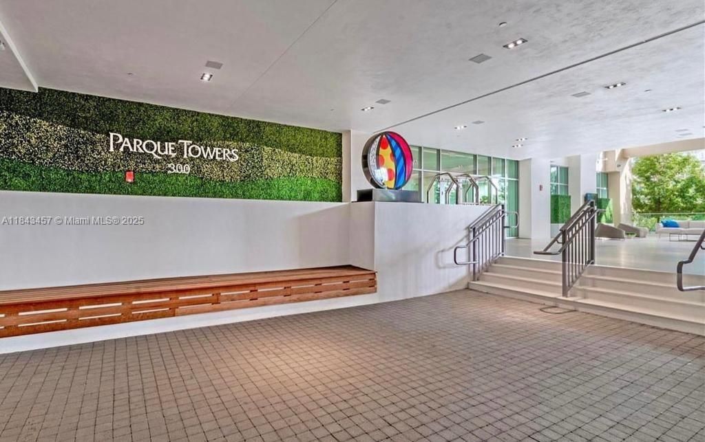 待售: $3,580,000 (4 贝兹, 4 浴室, 3296 平方英尺)