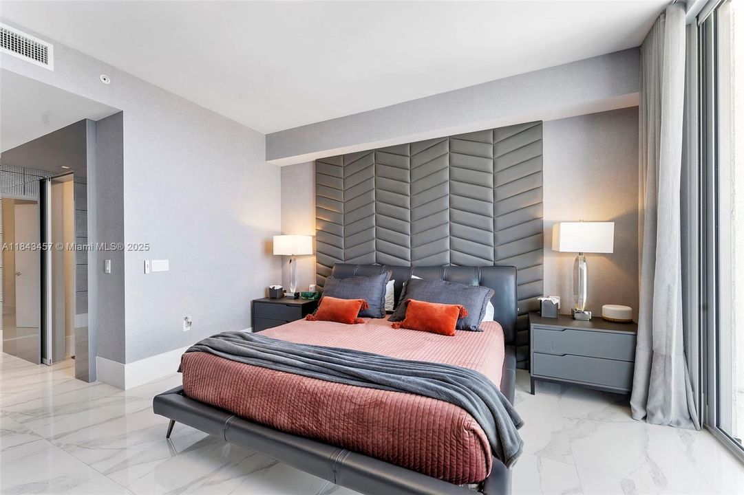 待售: $3,580,000 (4 贝兹, 4 浴室, 3296 平方英尺)