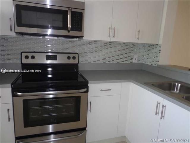 En Venta: $205,000 (1 camas, 1 baños, 702 Pies cuadrados)