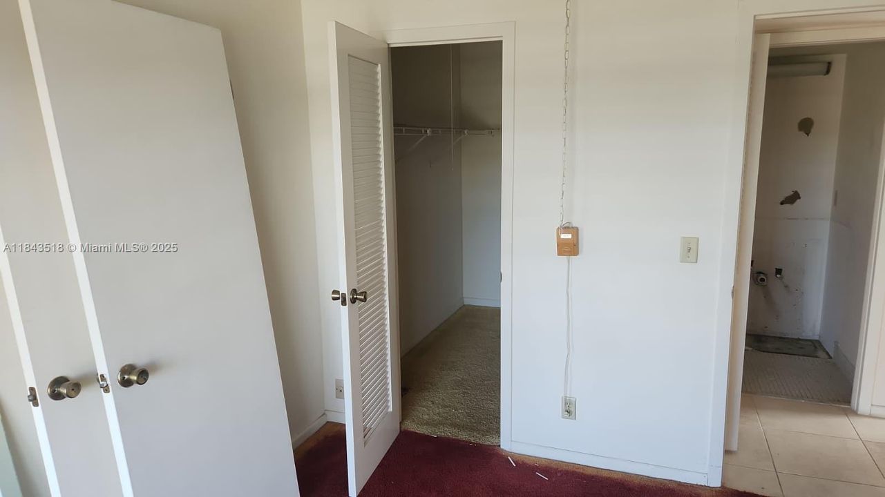 BEDROOM 2 WALK IN CLOSET