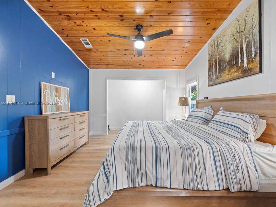 最近售出: $549,500 (3 贝兹, 2 浴室, 1430 平方英尺)