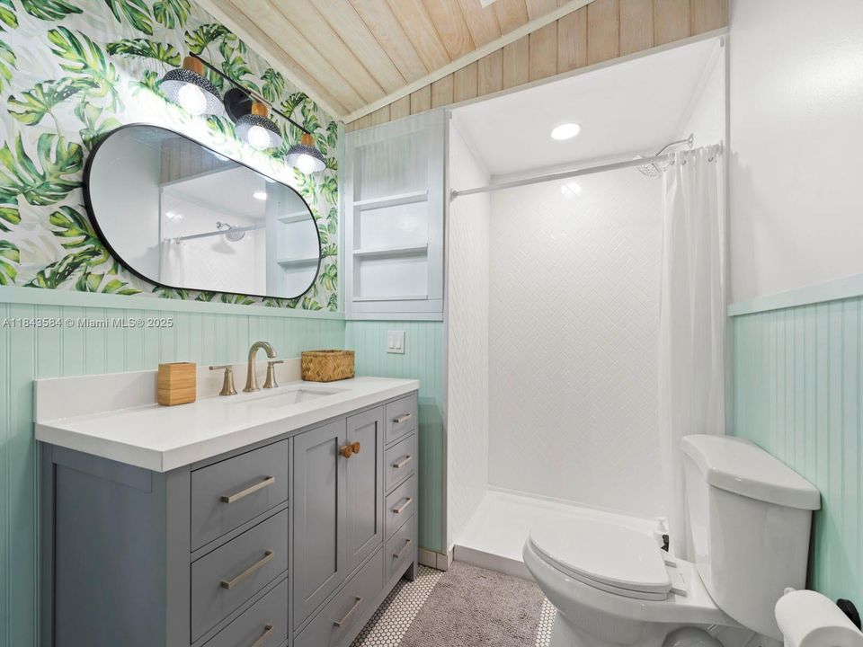 最近售出: $549,500 (3 贝兹, 2 浴室, 1430 平方英尺)