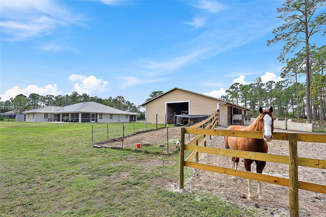 For Sale: $1,199,999 (3 beds, 2 baths, 2866 Square Feet)
