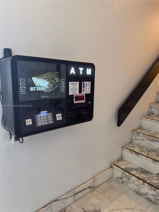 For Sale: $204,000 (2 beds, 2 baths, 1143 Square Feet)