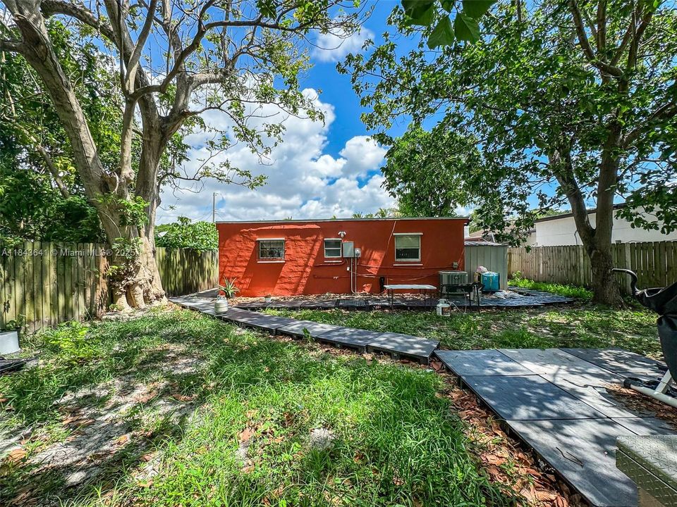 For Sale: $599,000 (0 beds, 0 baths, 1789 Square Feet)