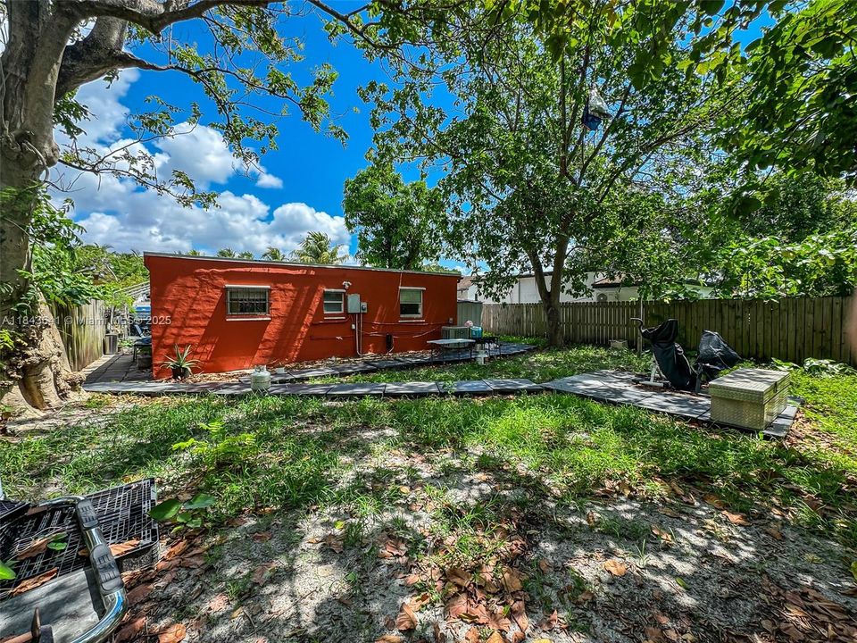 For Sale: $599,000 (0 beds, 0 baths, 1789 Square Feet)