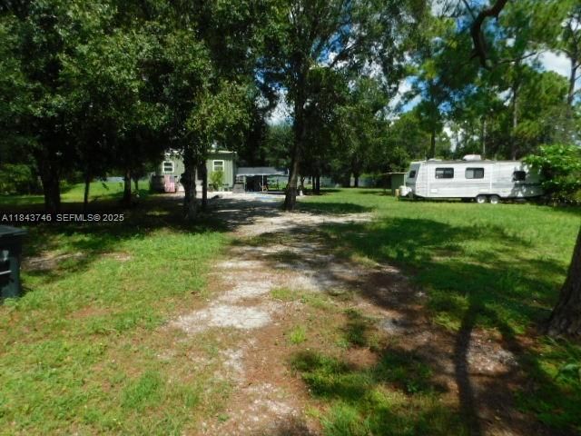 For Sale: $300,000 (3 beds, 2 baths, 1260 Square Feet)