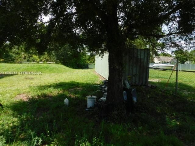 For Sale: $300,000 (3 beds, 2 baths, 1260 Square Feet)