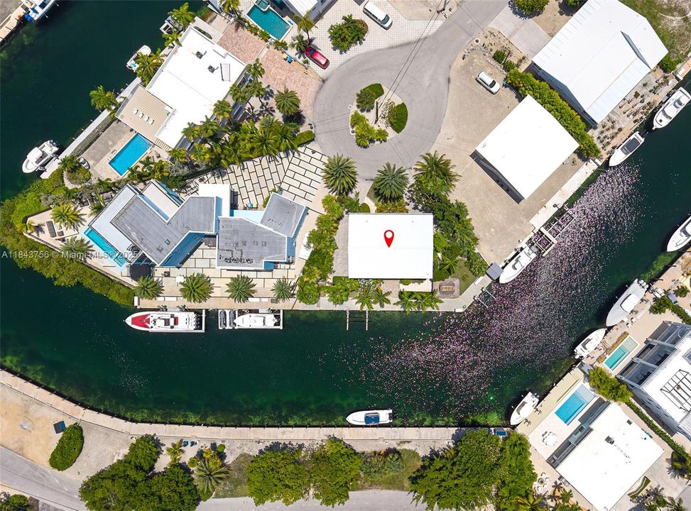 Recently Sold: $3,278,363 (4 beds, 3 baths, 3128 Square Feet)