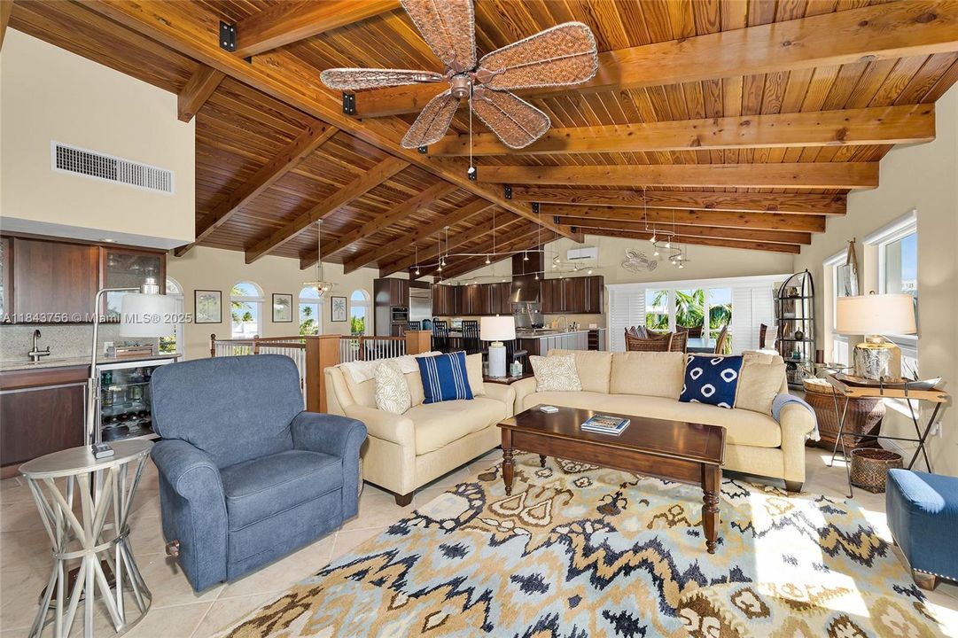 Recently Sold: $3,278,363 (4 beds, 3 baths, 3128 Square Feet)