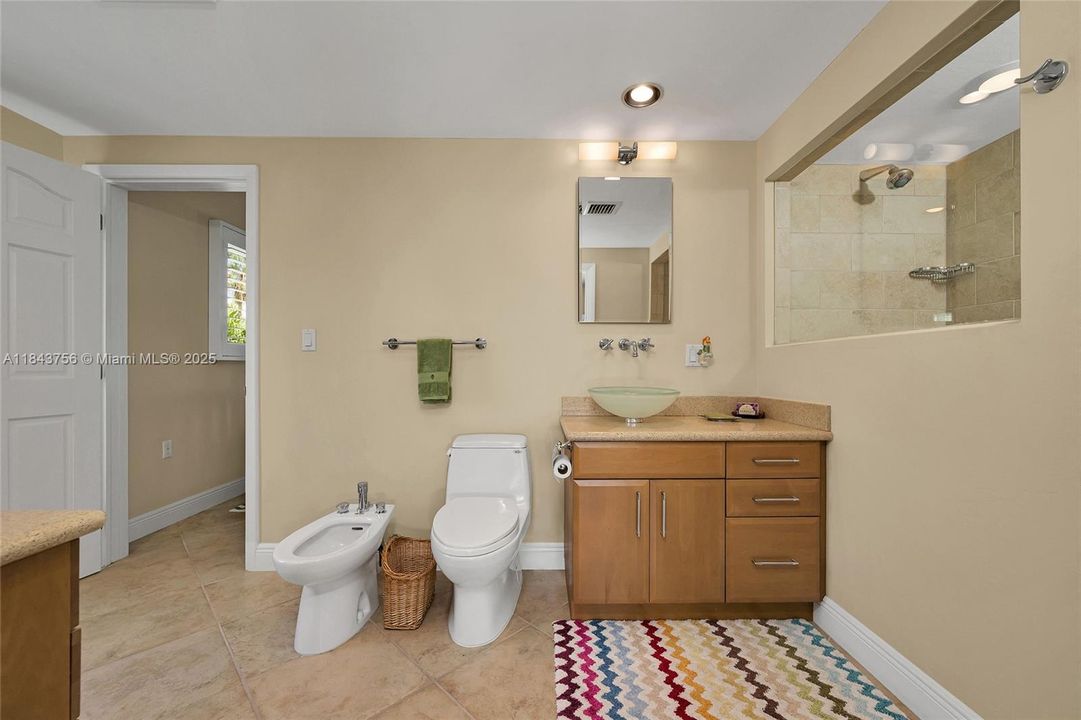 Recently Sold: $3,278,363 (4 beds, 3 baths, 3128 Square Feet)