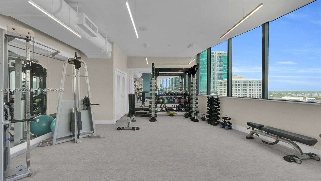 En Venta: $1,695,000 (2 camas, 2 baños, 1501 Pies cuadrados)