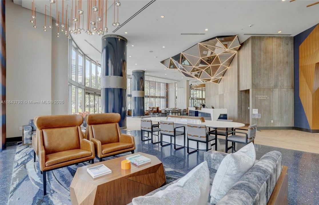 En Venta: $1,695,000 (2 camas, 2 baños, 1501 Pies cuadrados)