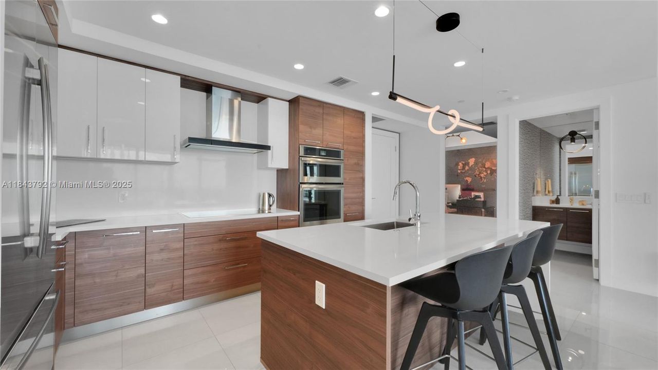 En Venta: $1,695,000 (2 camas, 2 baños, 1501 Pies cuadrados)