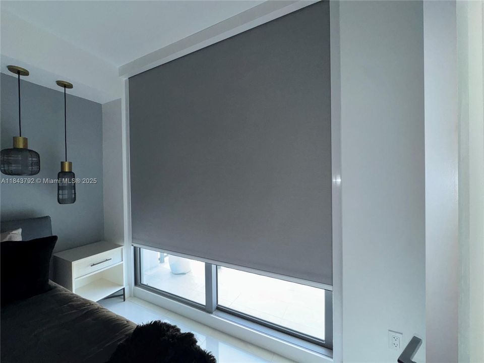 Black out second bedroom