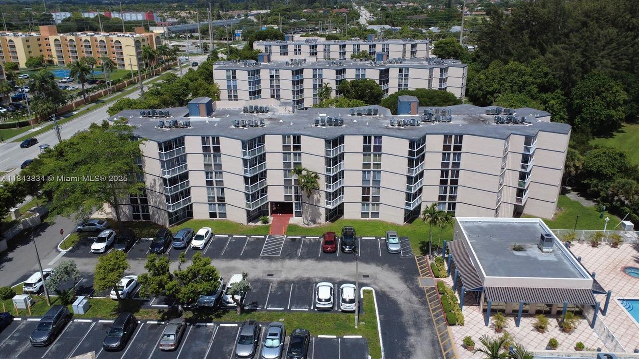 Activo con contrato: $209,900 (1 camas, 1 baños, 619 Pies cuadrados)