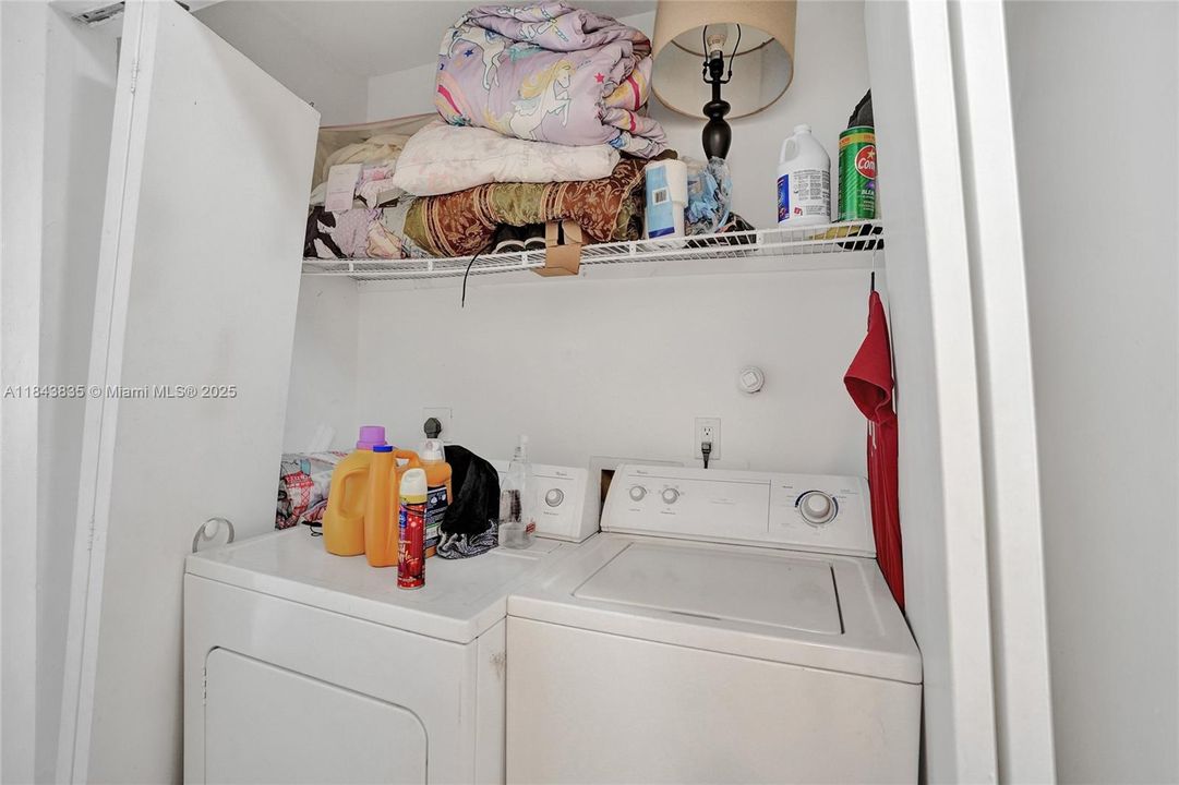 Recently Sold: $535,000 (0 beds, 0 baths, 1764 Square Feet)