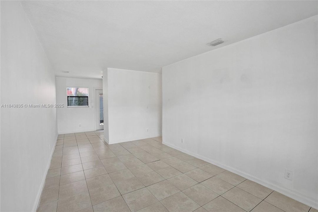 Recently Sold: $535,000 (0 beds, 0 baths, 1764 Square Feet)