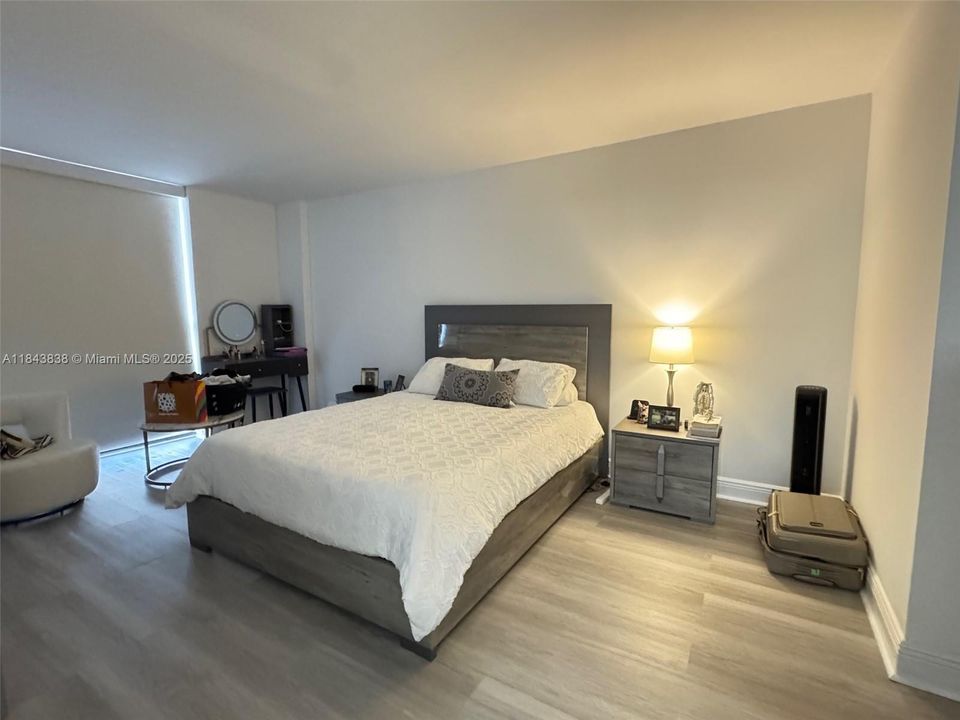 Recently Rented: $3,500 (2 beds, 2 baths, 1030 Square Feet)