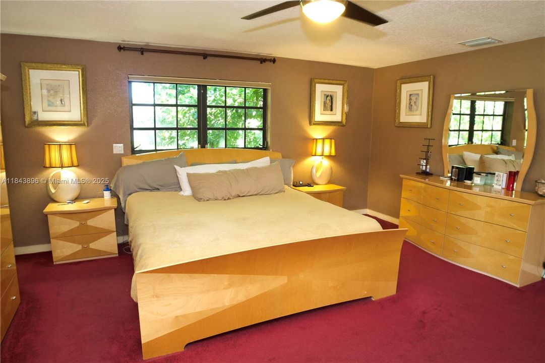 Recently Sold: $1,299,900 (4 beds, 3 baths, 2612 Square Feet)