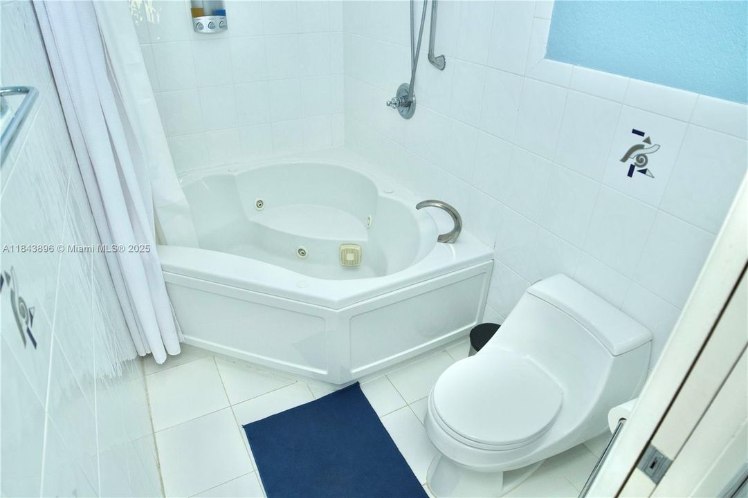 Recently Sold: $1,299,900 (4 beds, 3 baths, 2612 Square Feet)