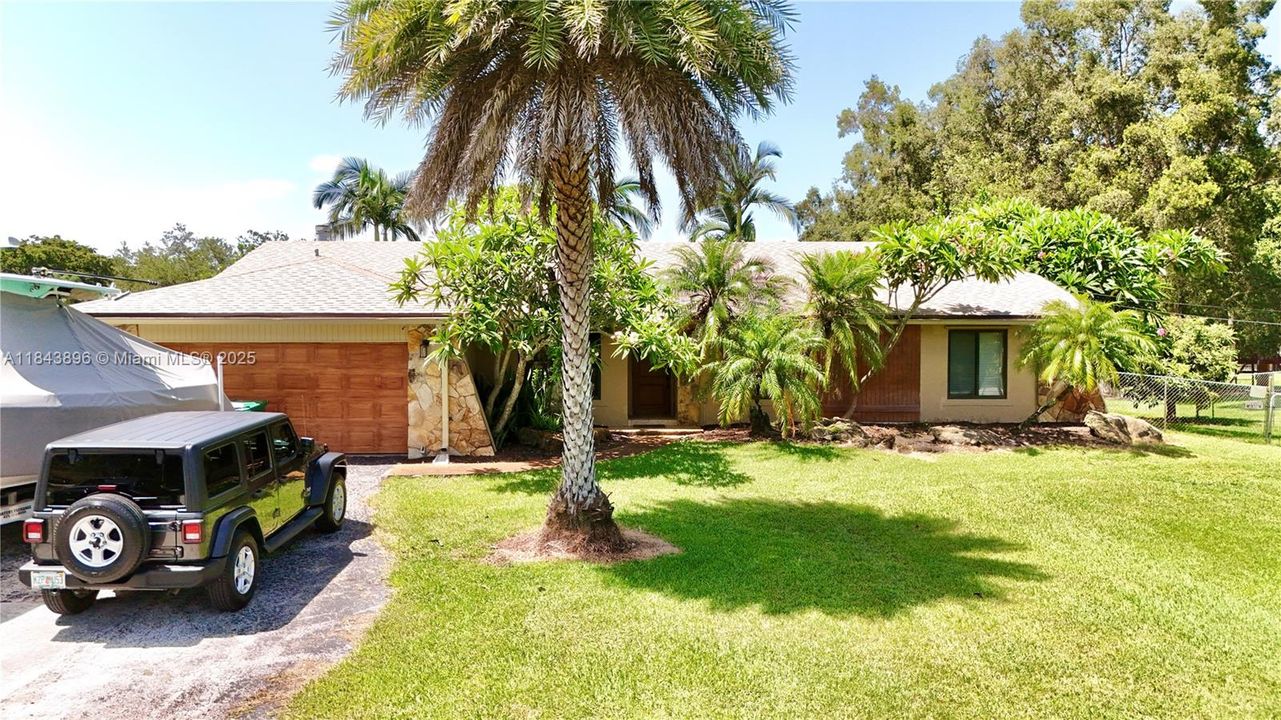 Recently Sold: $1,299,900 (4 beds, 3 baths, 2612 Square Feet)