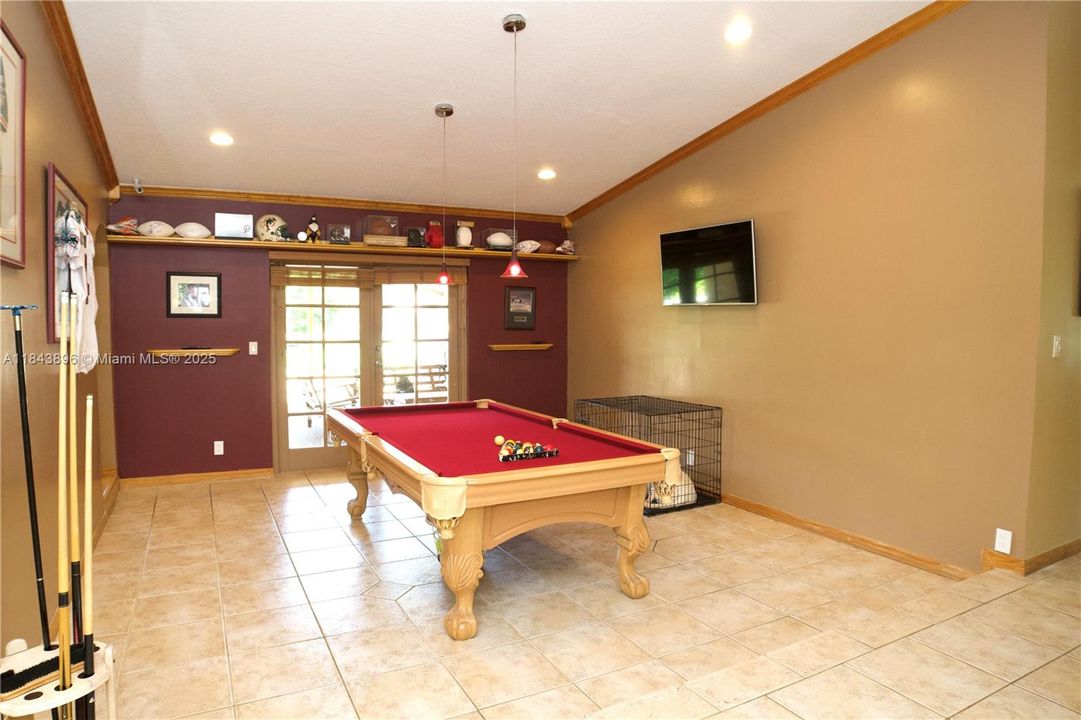 Recently Sold: $1,299,900 (4 beds, 3 baths, 2612 Square Feet)