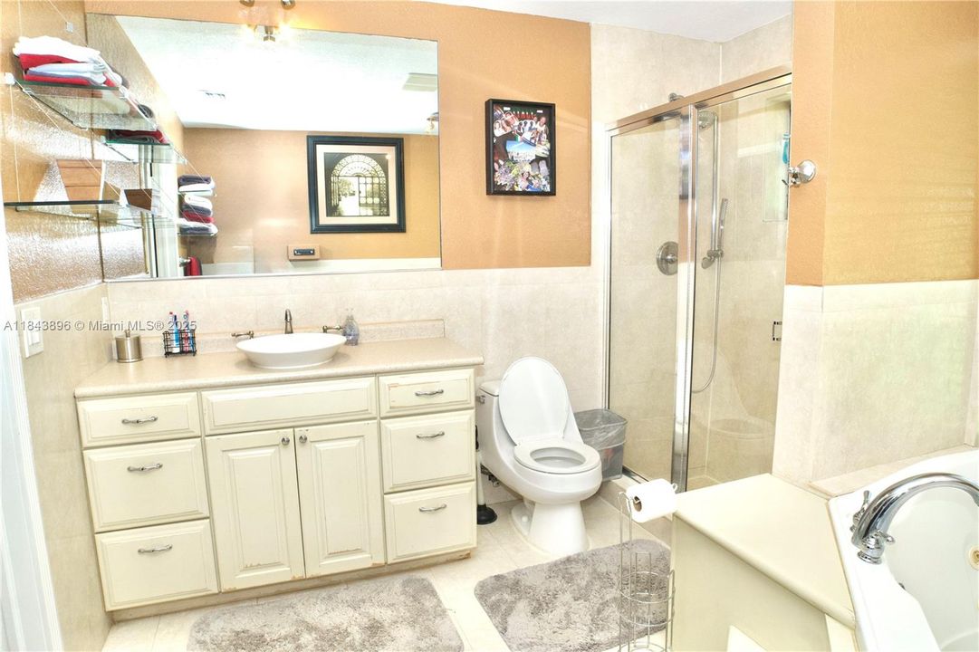 Recently Sold: $1,299,900 (4 beds, 3 baths, 2612 Square Feet)