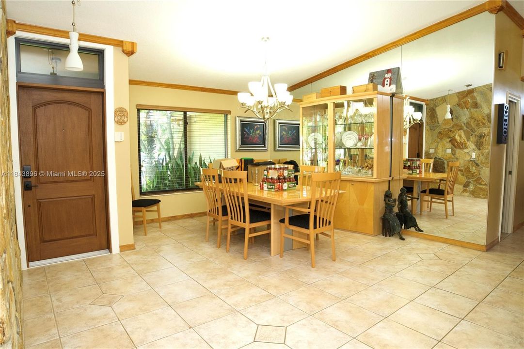 Recently Sold: $1,299,900 (4 beds, 3 baths, 2612 Square Feet)