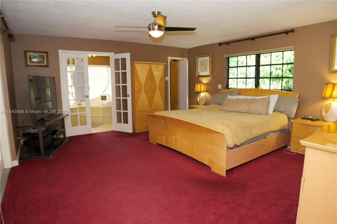 Recently Sold: $1,299,900 (4 beds, 3 baths, 2612 Square Feet)