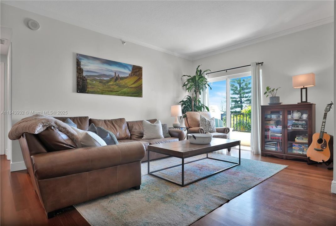 Недавно продано: $599,000 (2 спален, 2 ванн, 1202 Квадратных фут)