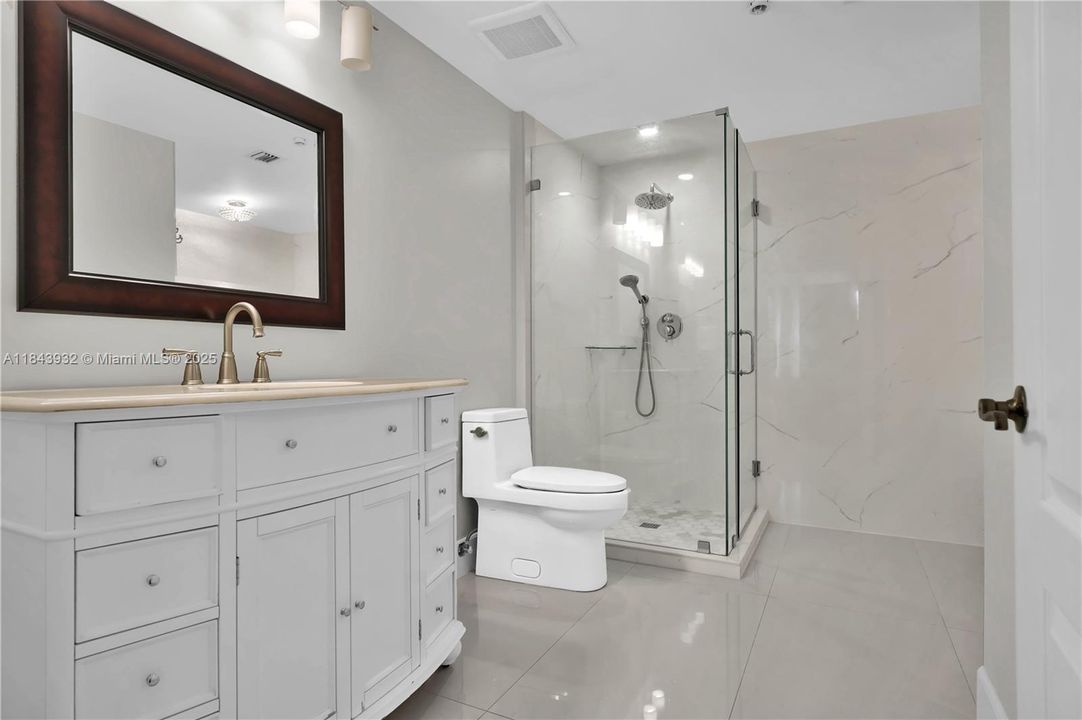 Недавно продано: $599,000 (2 спален, 2 ванн, 1202 Квадратных фут)