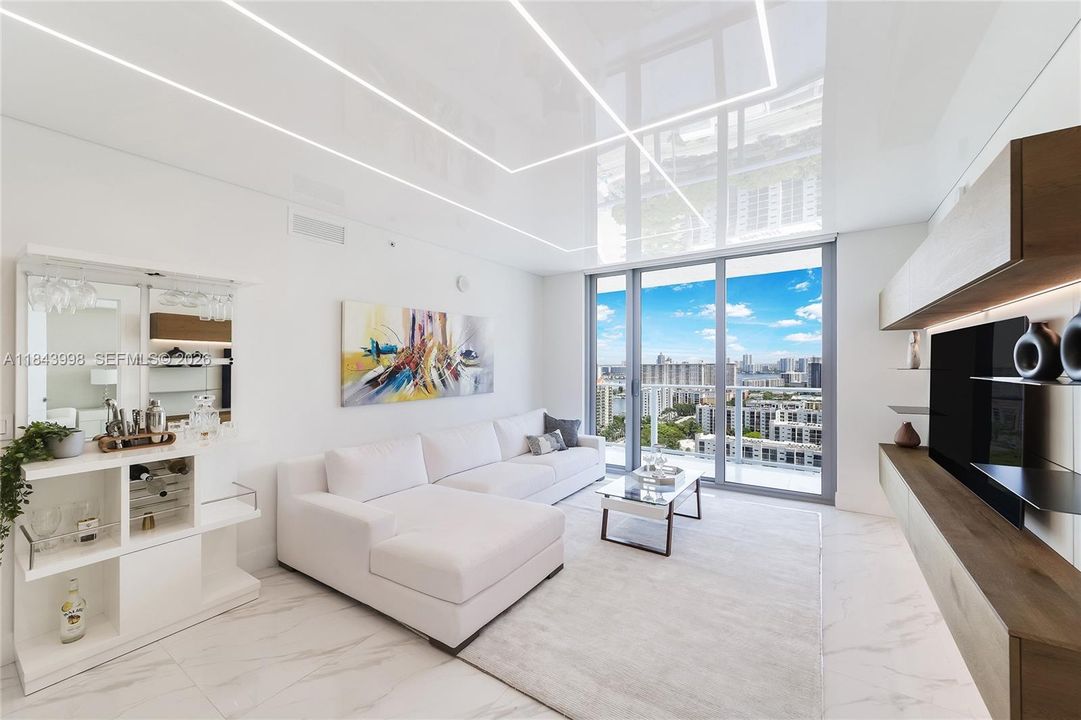 For Sale: $1,099,000 (2 beds, 3 baths, 1524 Square Feet)
