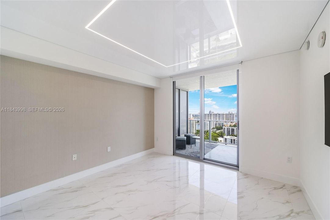 Second bedroom