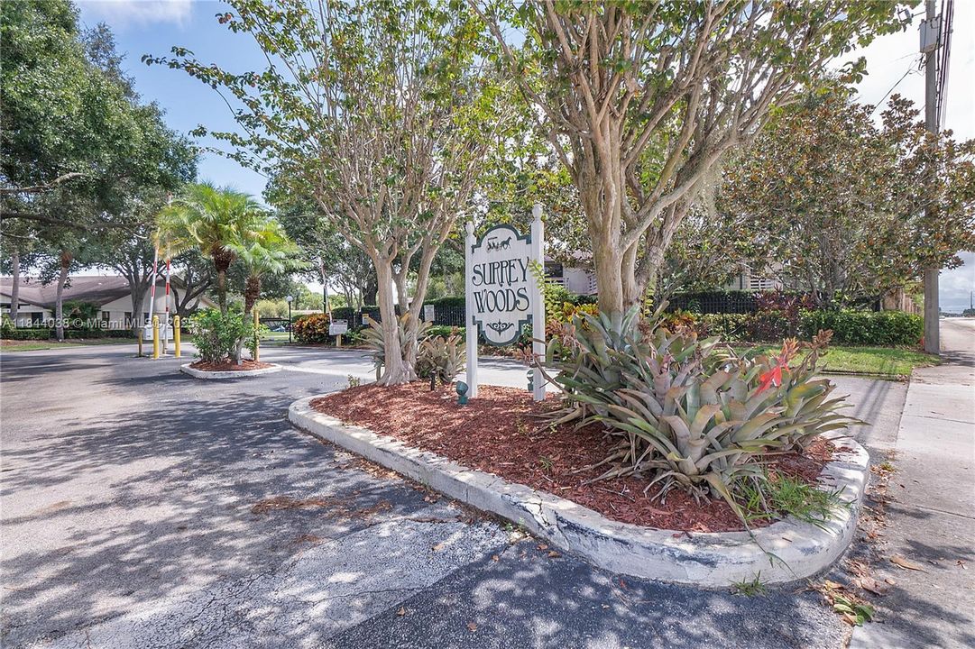 最近租的: $1,600 (2 贝兹, 2 浴室, 1005 平方英尺)