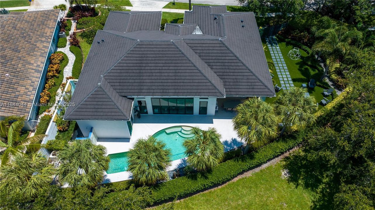 最近租的: $15,000 (3 贝兹, 3 浴室, 2407 平方英尺)