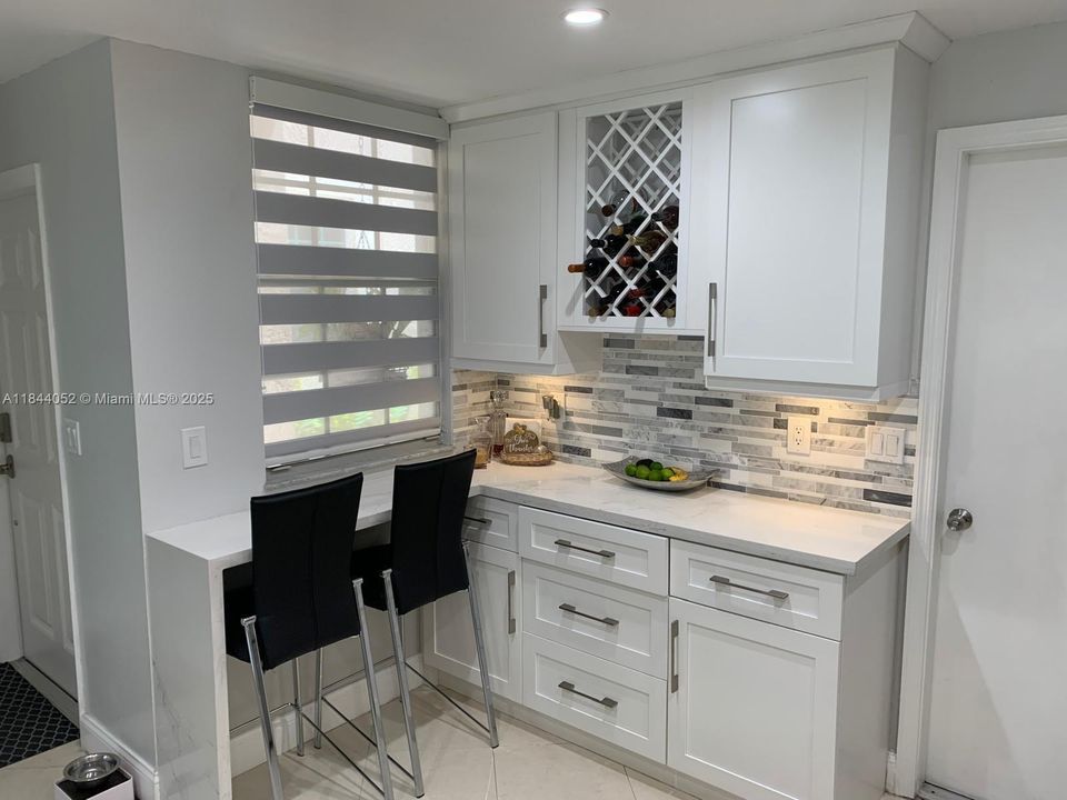 For Sale: $539,000 (2 beds, 2 baths, 1131 Square Feet)