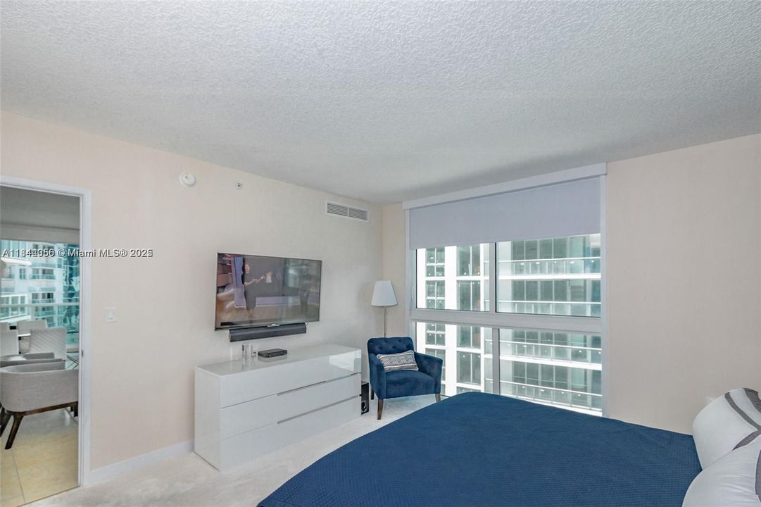 待售: $799,000 (3 贝兹, 2 浴室, 1447 平方英尺)