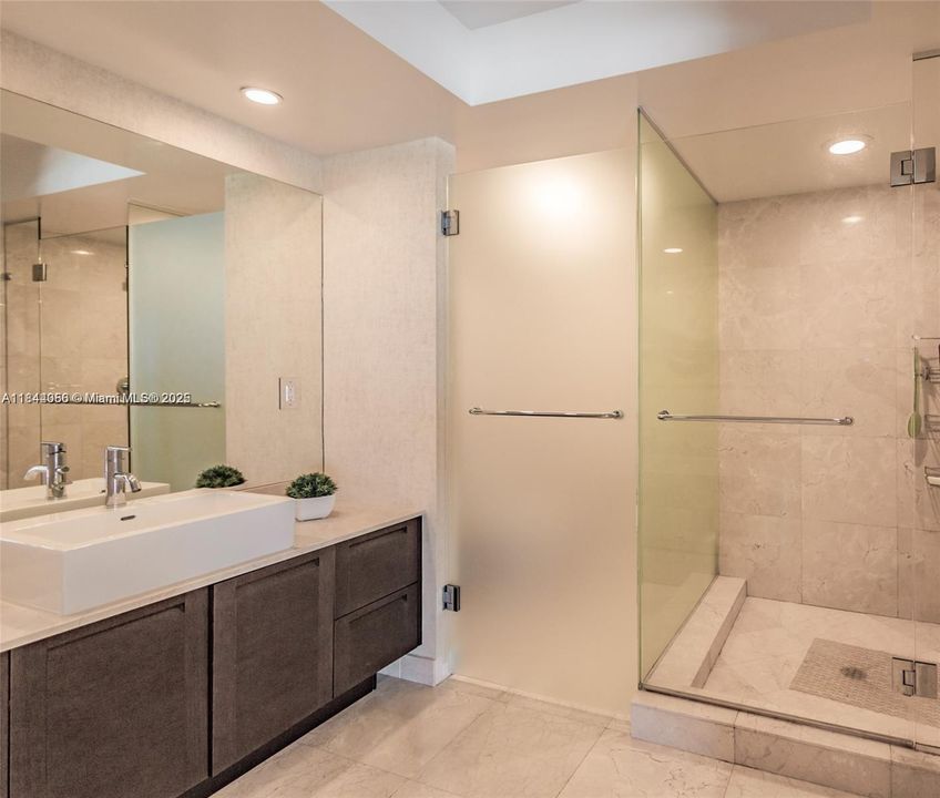 待售: $799,000 (3 贝兹, 2 浴室, 1447 平方英尺)