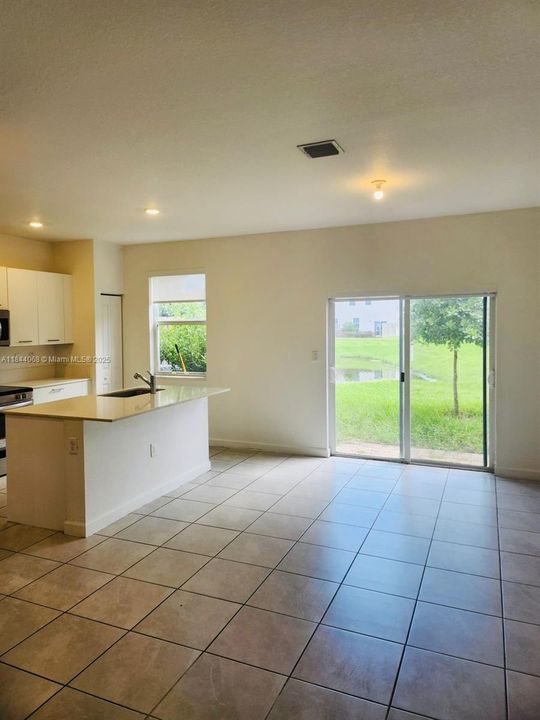 For Sale: $559,000 (3 beds, 2 baths, 1827 Square Feet)