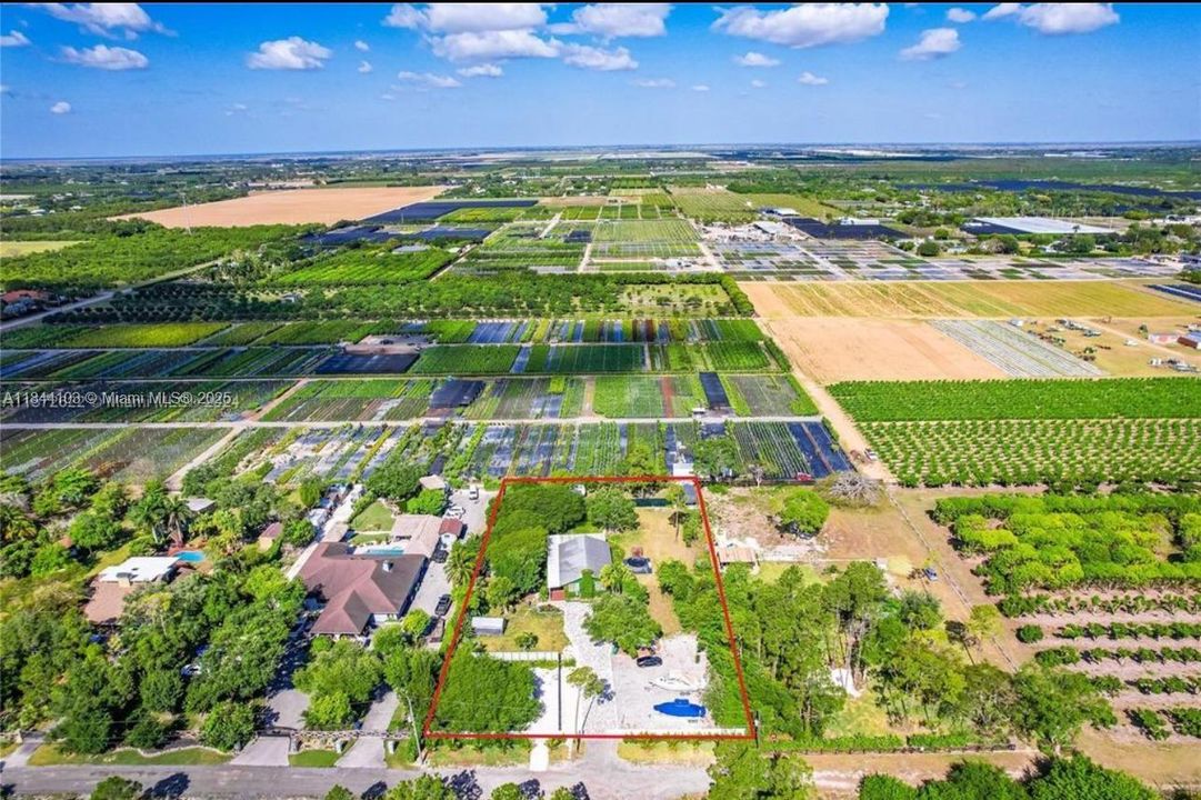 Недавно арендовано: $4,600 (3 спален, 2 ванн, 1640 Квадратных фут)