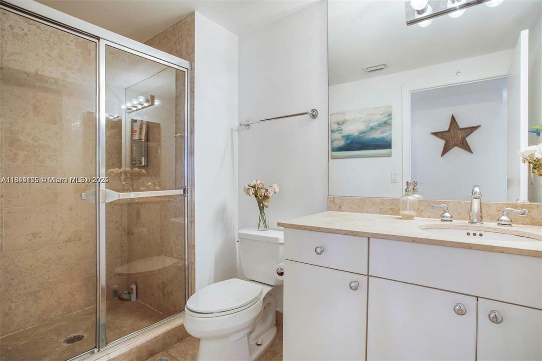 Recently Rented: $8,000 (2 beds, 2 baths, 1550 Square Feet)