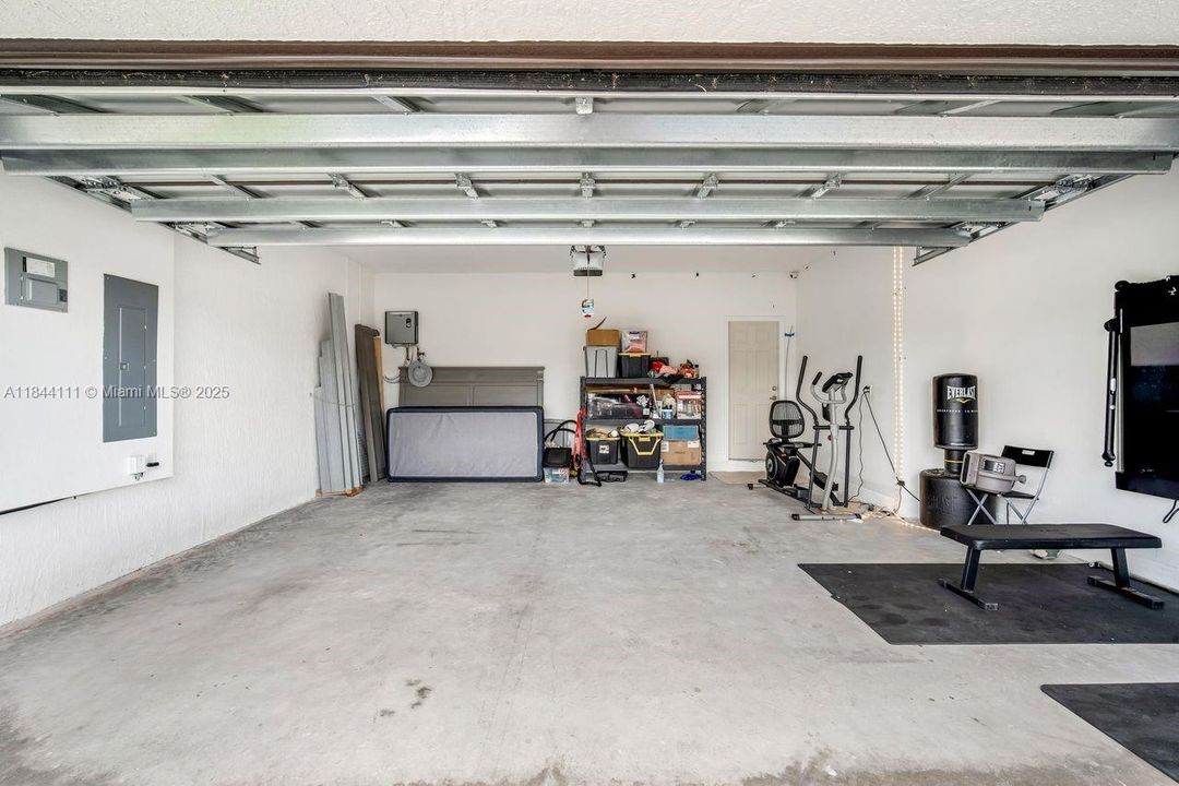 For Sale: $765,000 (5 beds, 3 baths, 3170 Square Feet)