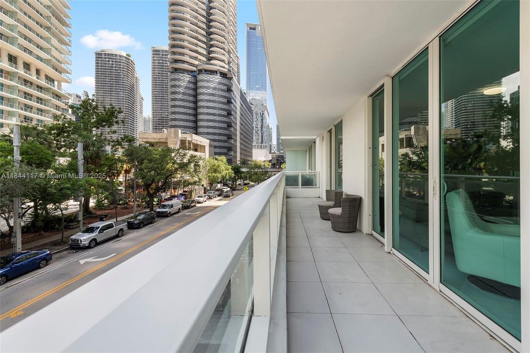 待售: $569,000 (1 贝兹, 1 浴室, 849 平方英尺)