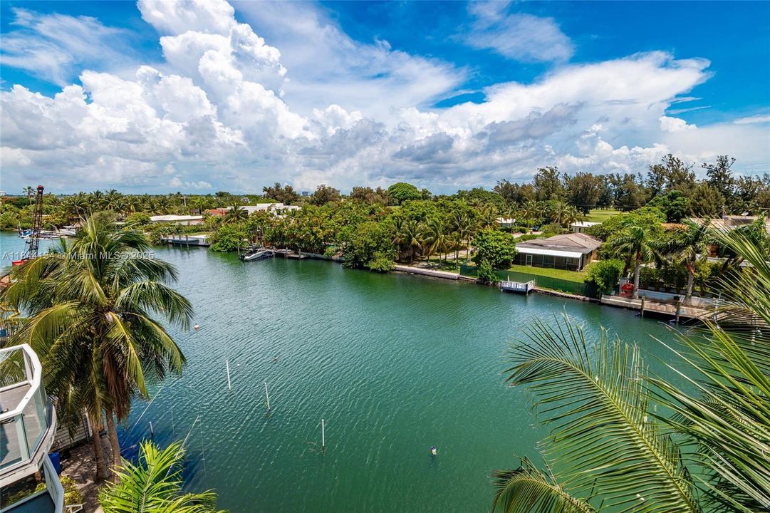 En Venta: $1,390,000 (4 camas, 3 baños, 26336 Pies cuadrados)