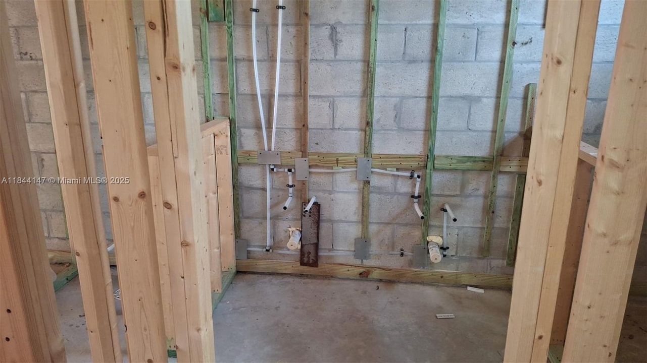 En Venta: $169,000 (3 camas, 2 baños, 1470 Pies cuadrados)