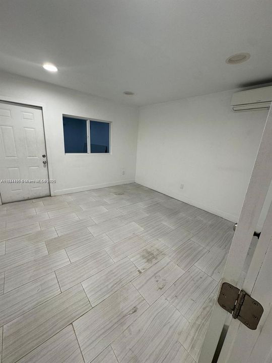 合同活跃: $1,395,000 (0 贝兹, 0 浴室, 0 平方英尺)