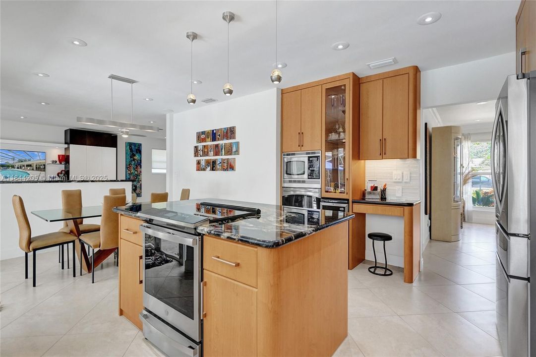 Watch tv while cooking or eating......newer refrigerator too!