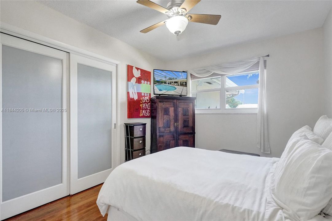 Modern doors with the built in closet